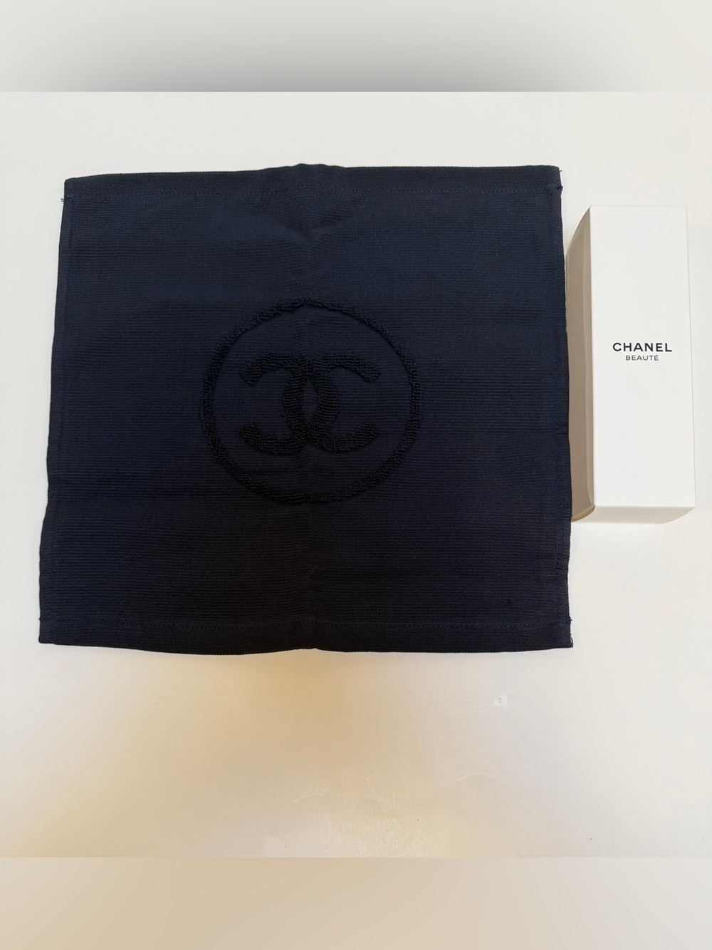 Chanel Beauty Dark Navy Blue Wash Towel NWT